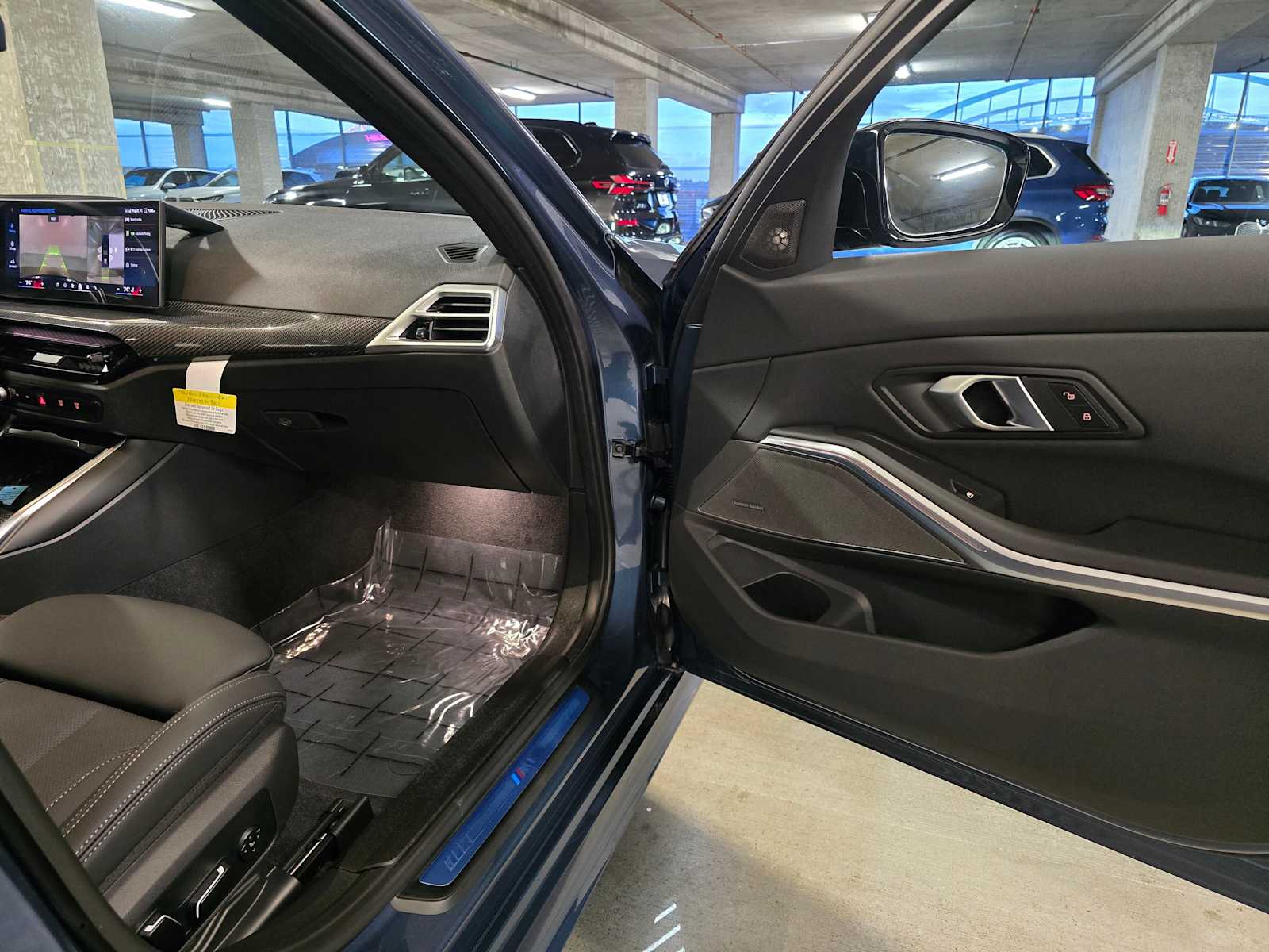 Thumbnail: 2026 BMW 3 Series - 30