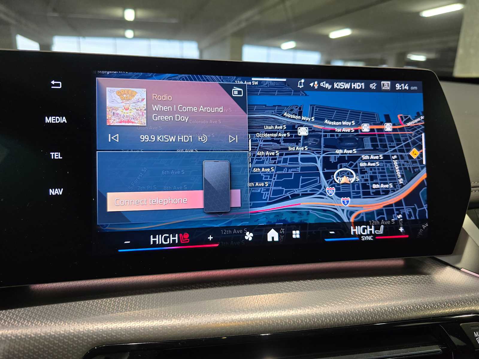 Thumbnail: 2026 BMW X1 - 13