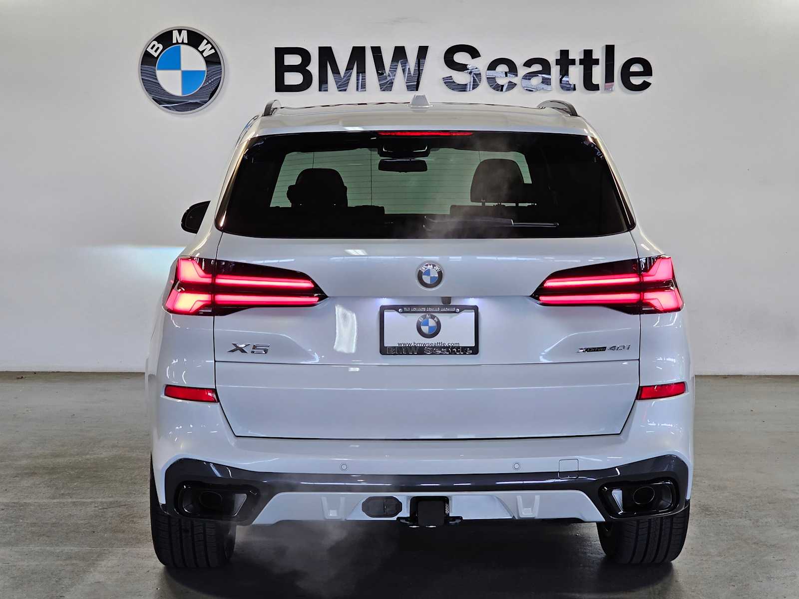 Thumbnail: 2026 BMW X5 - 5