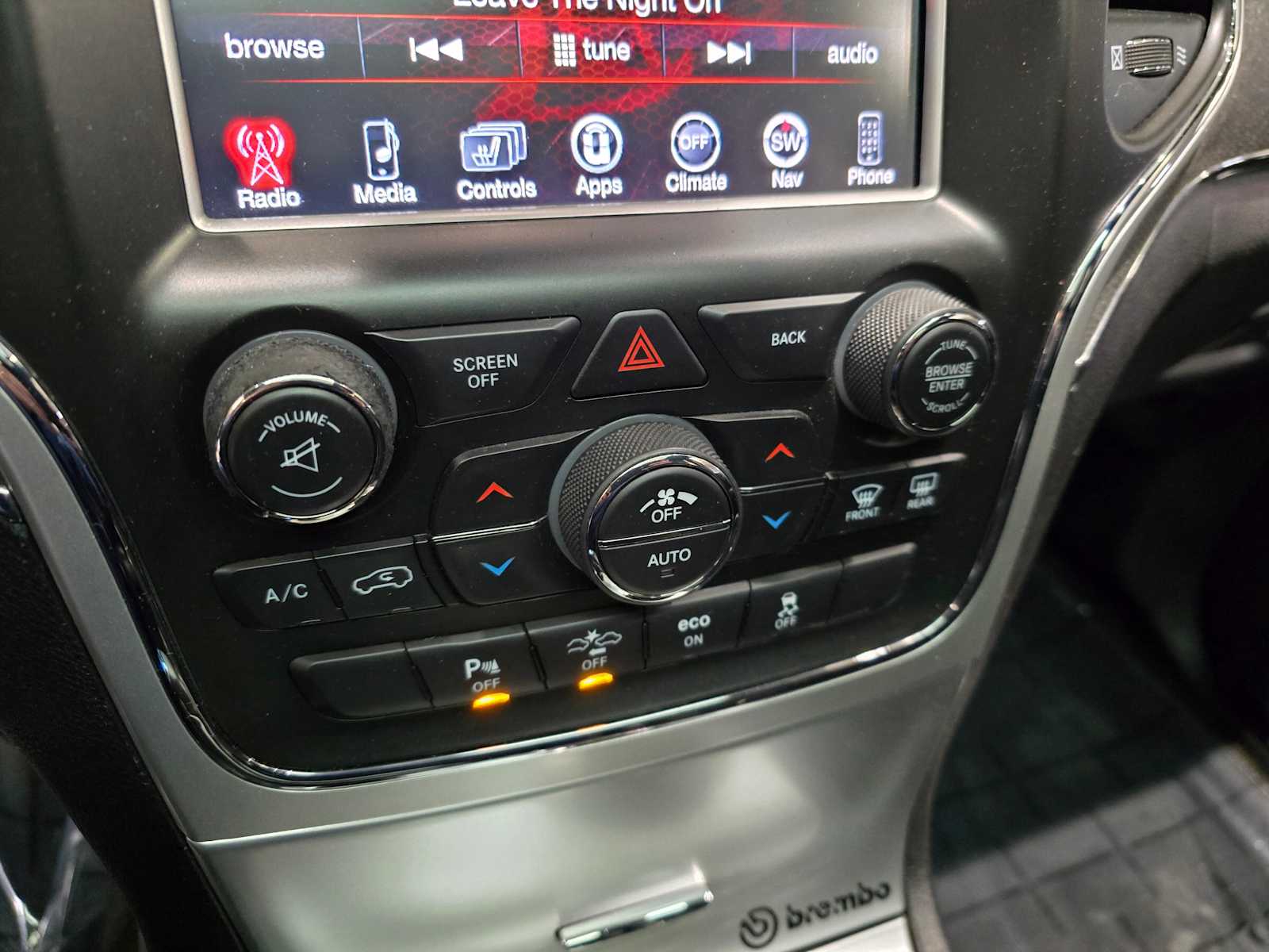 Thumbnail: 2015 Jeep Grand Cherokee - 16