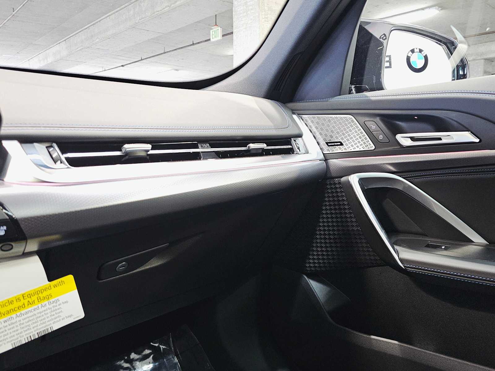 Thumbnail: 2025 BMW X1 - 20