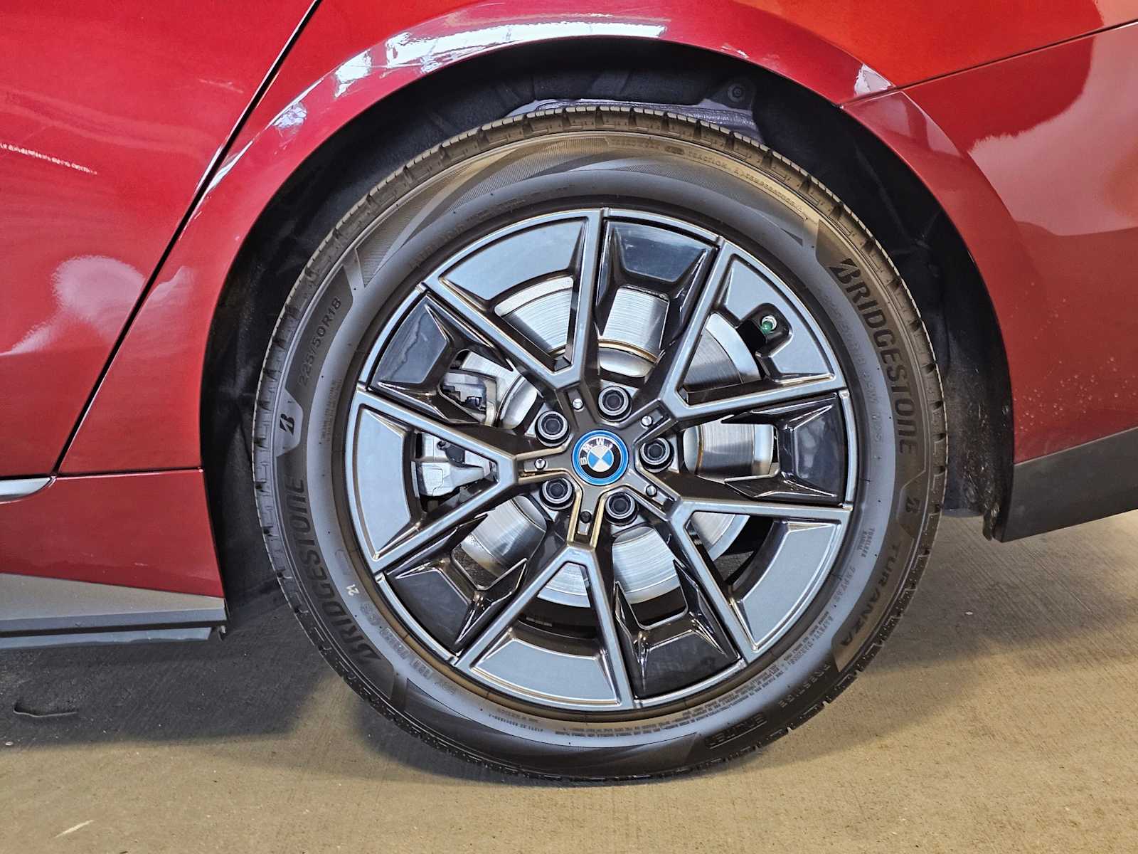 Thumbnail: 2023 BMW i4 - 8