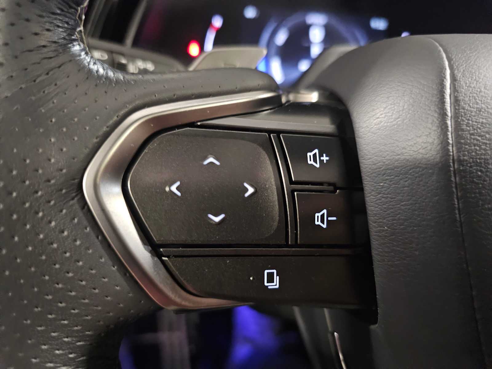 Thumbnail: 2024 Lexus RX - 21