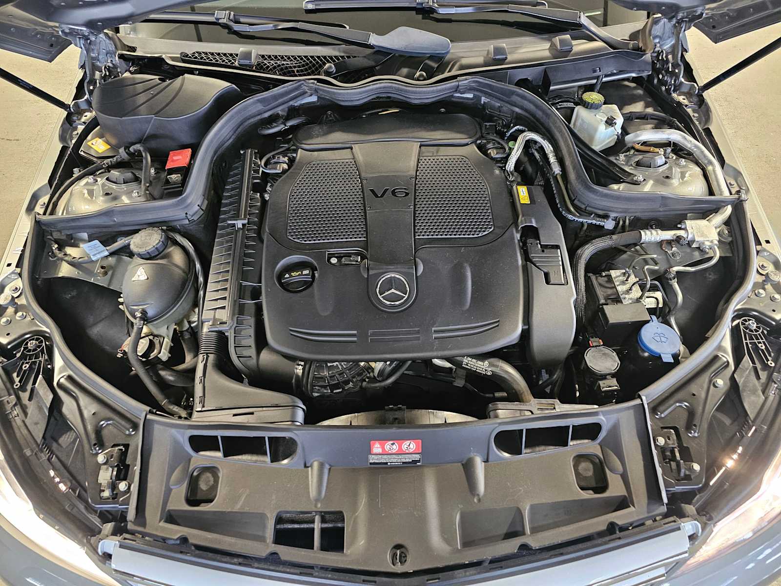 Thumbnail: 2013 Mercedes-Benz C-Class - 9