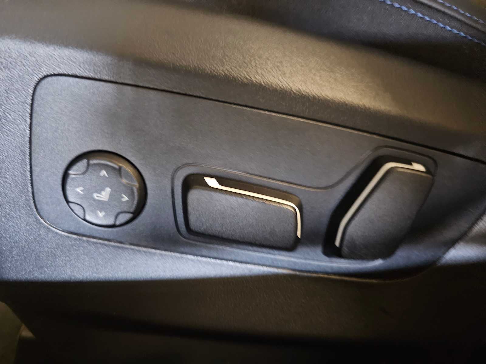 Thumbnail: 2026 BMW 5 Series - 26