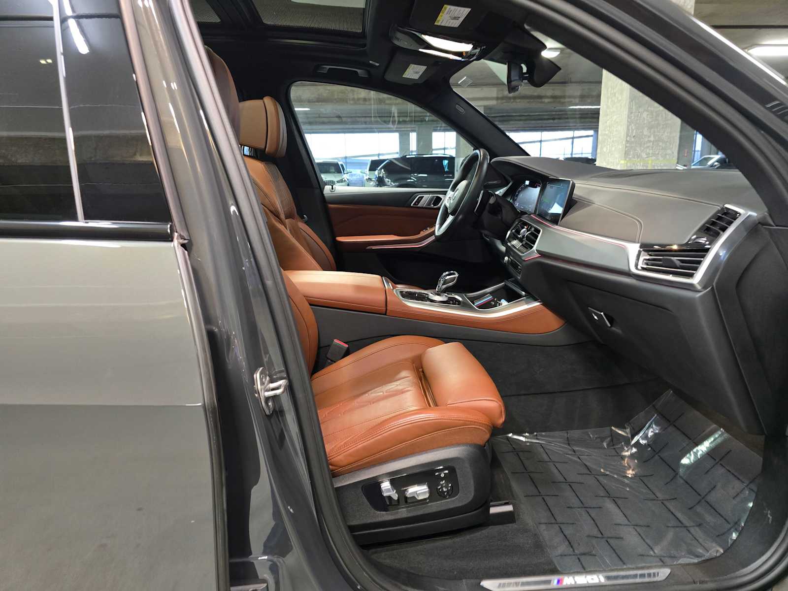 Thumbnail: 2023 BMW X5 - 33