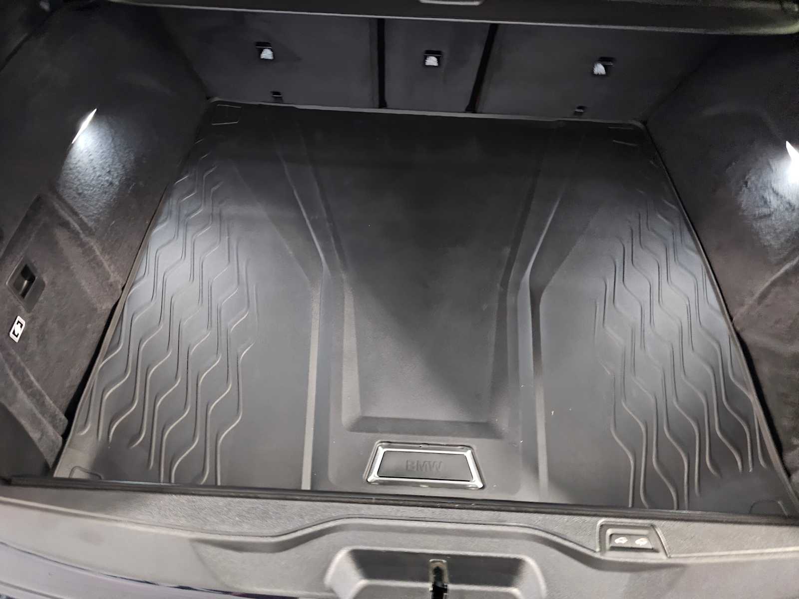 Thumbnail: 2026 BMW X5 - 44