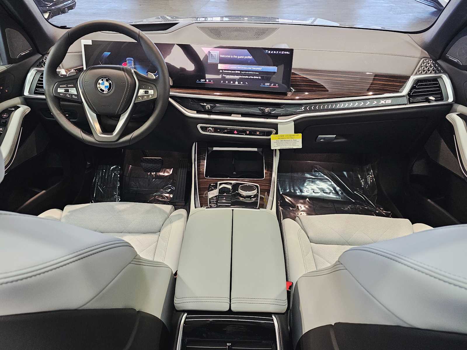 Thumbnail: 2026 BMW X5 - 10