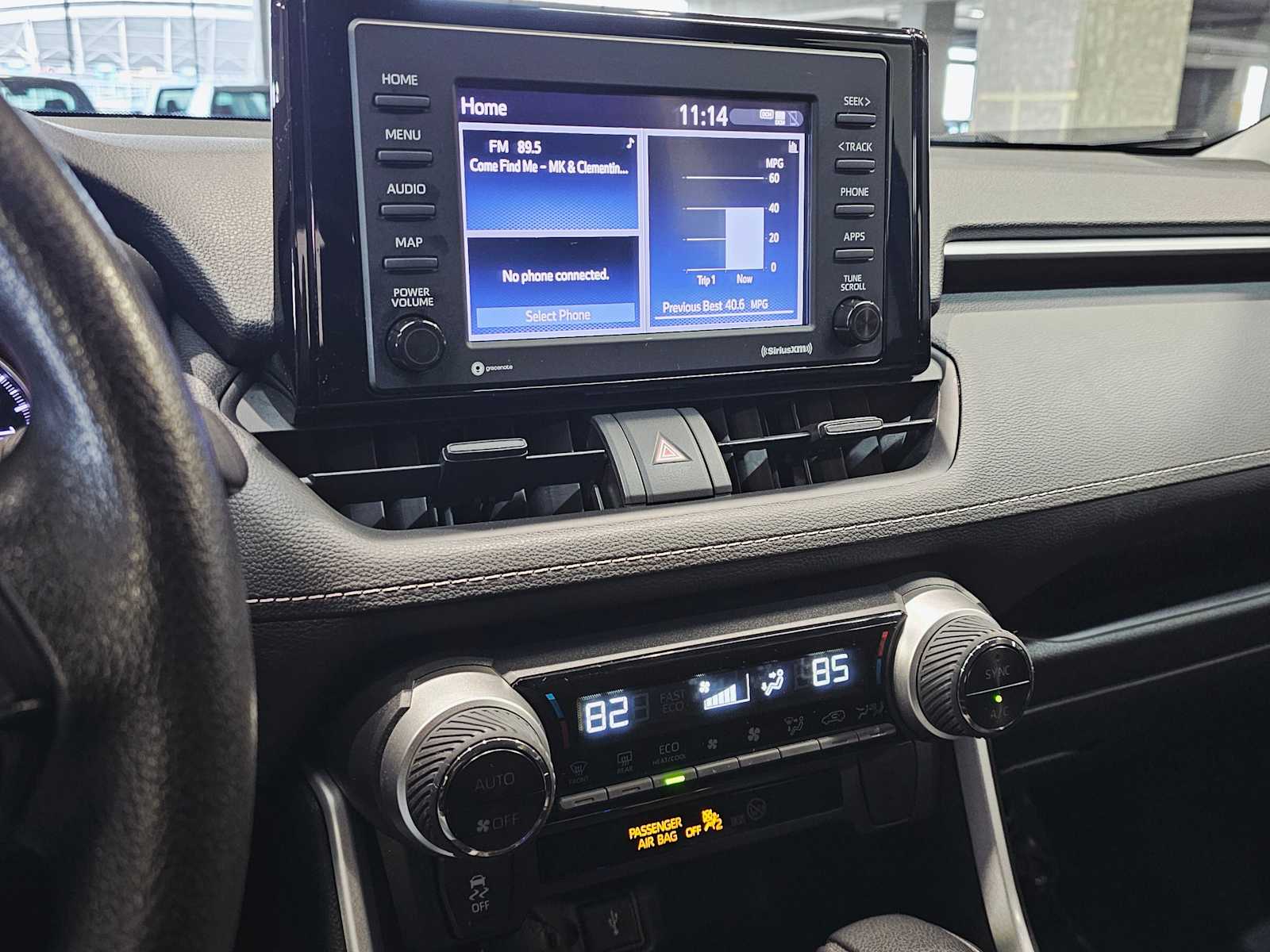 Thumbnail: 2021 Toyota RAV4 - 16