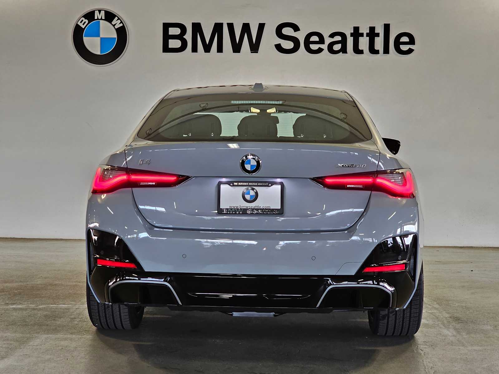 Thumbnail: 2026 BMW i4 - 5