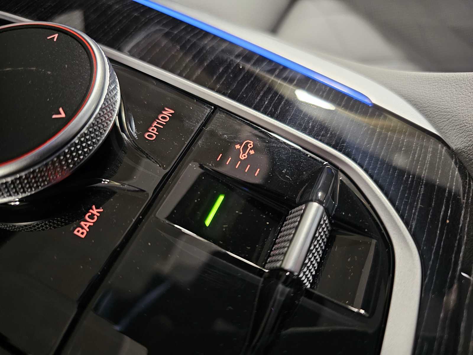 Thumbnail: 2026 BMW X5 - 25