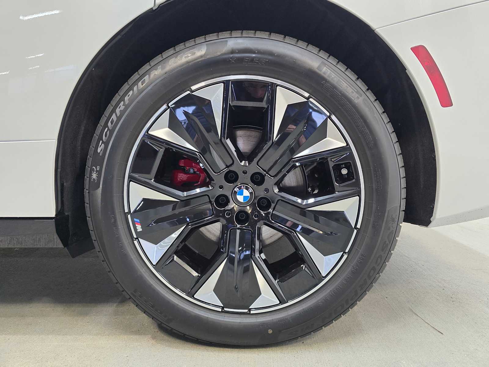 Thumbnail: 2026 BMW iX - 8