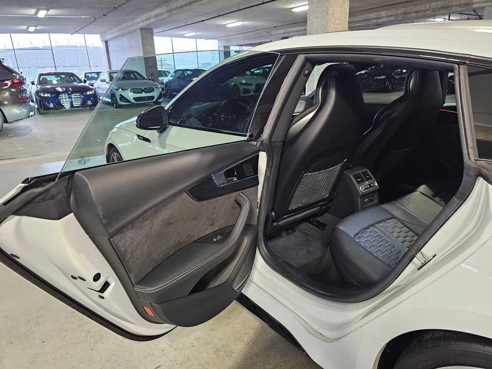 Thumbnail: 2021 Audi RS 5 - 32