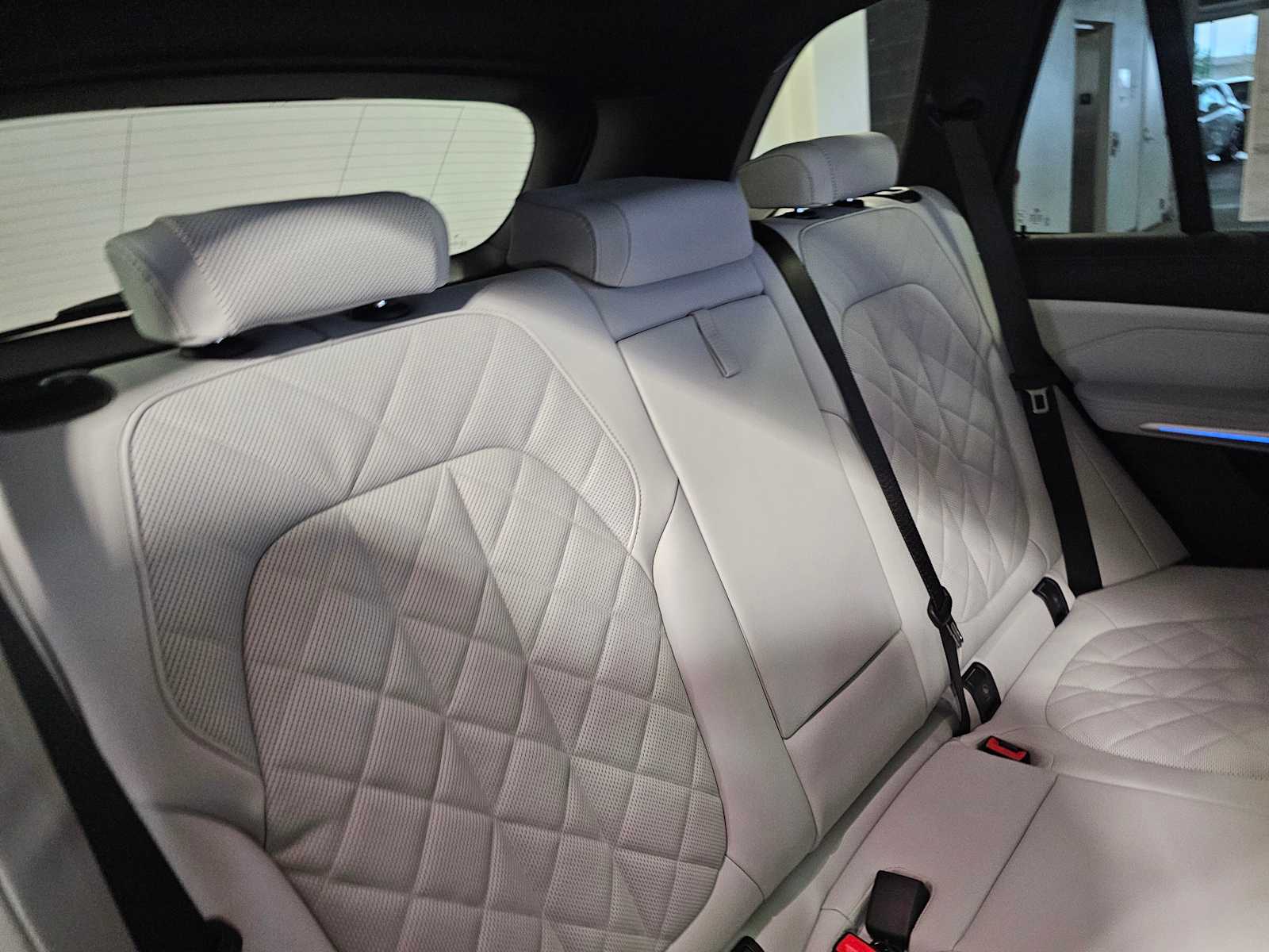 Thumbnail: 2026 BMW X5 - 41