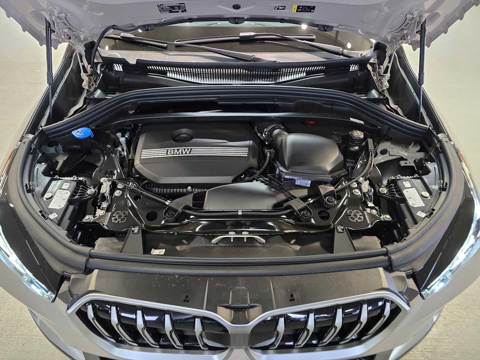 Thumbnail: 2026 BMW X1 - 9