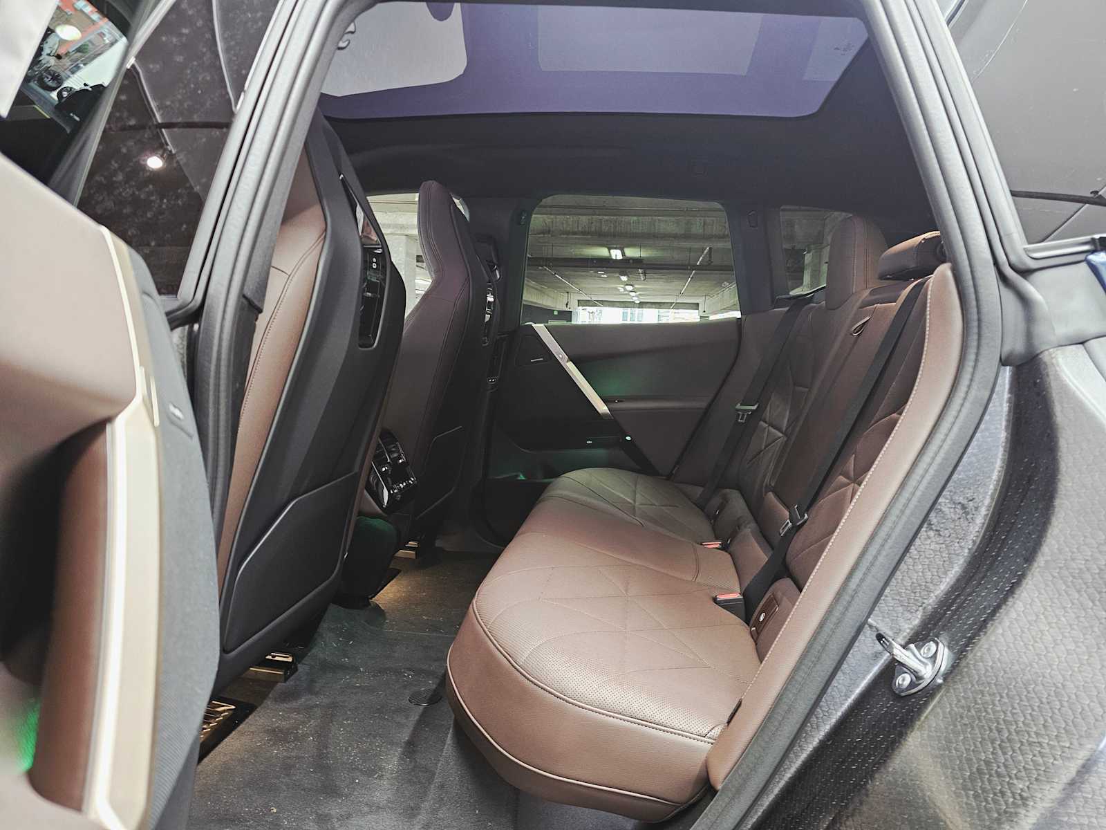 Thumbnail: 2026 BMW iX - 25