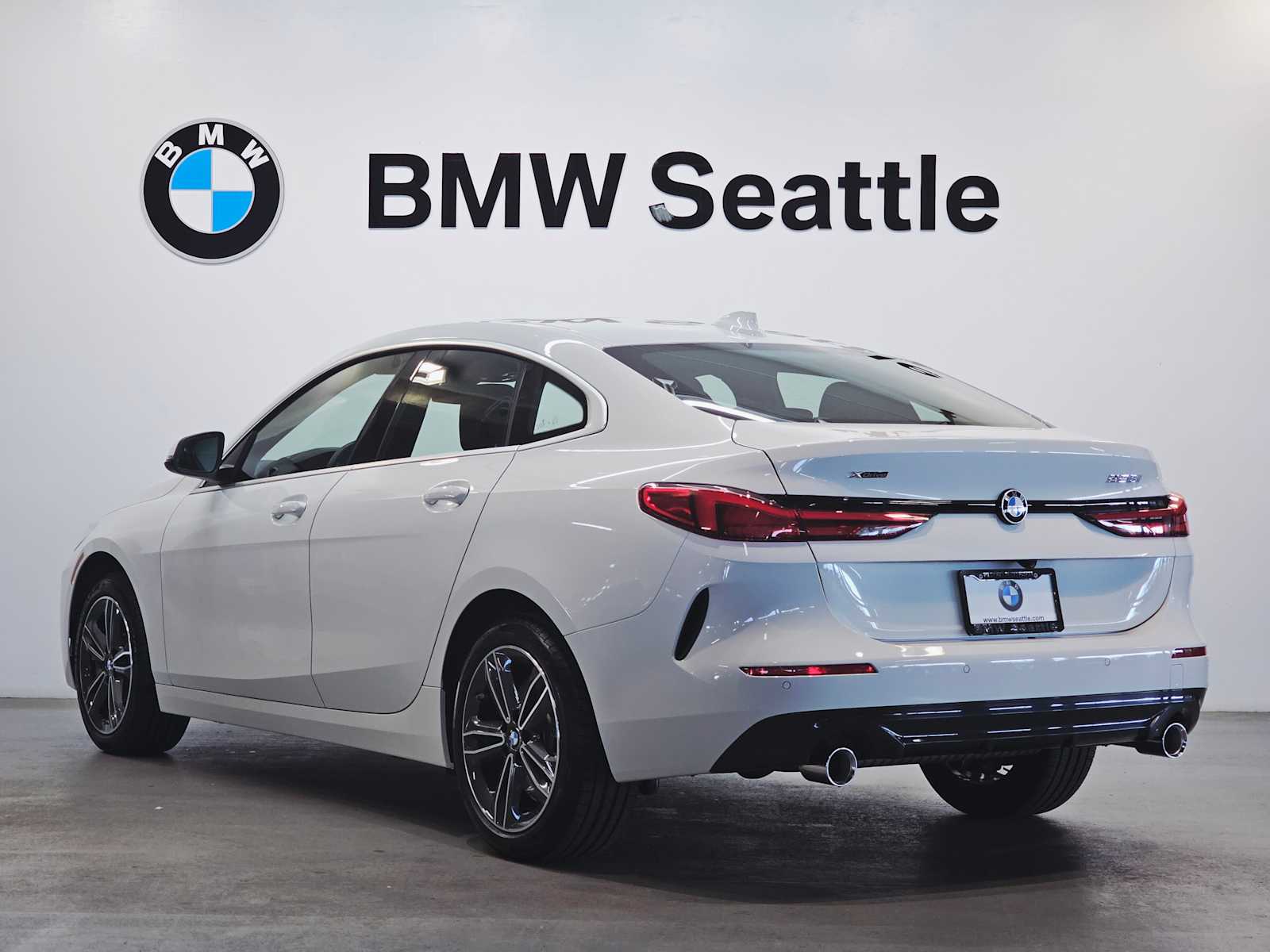 Thumbnail: 2024 BMW 2 Series - 4