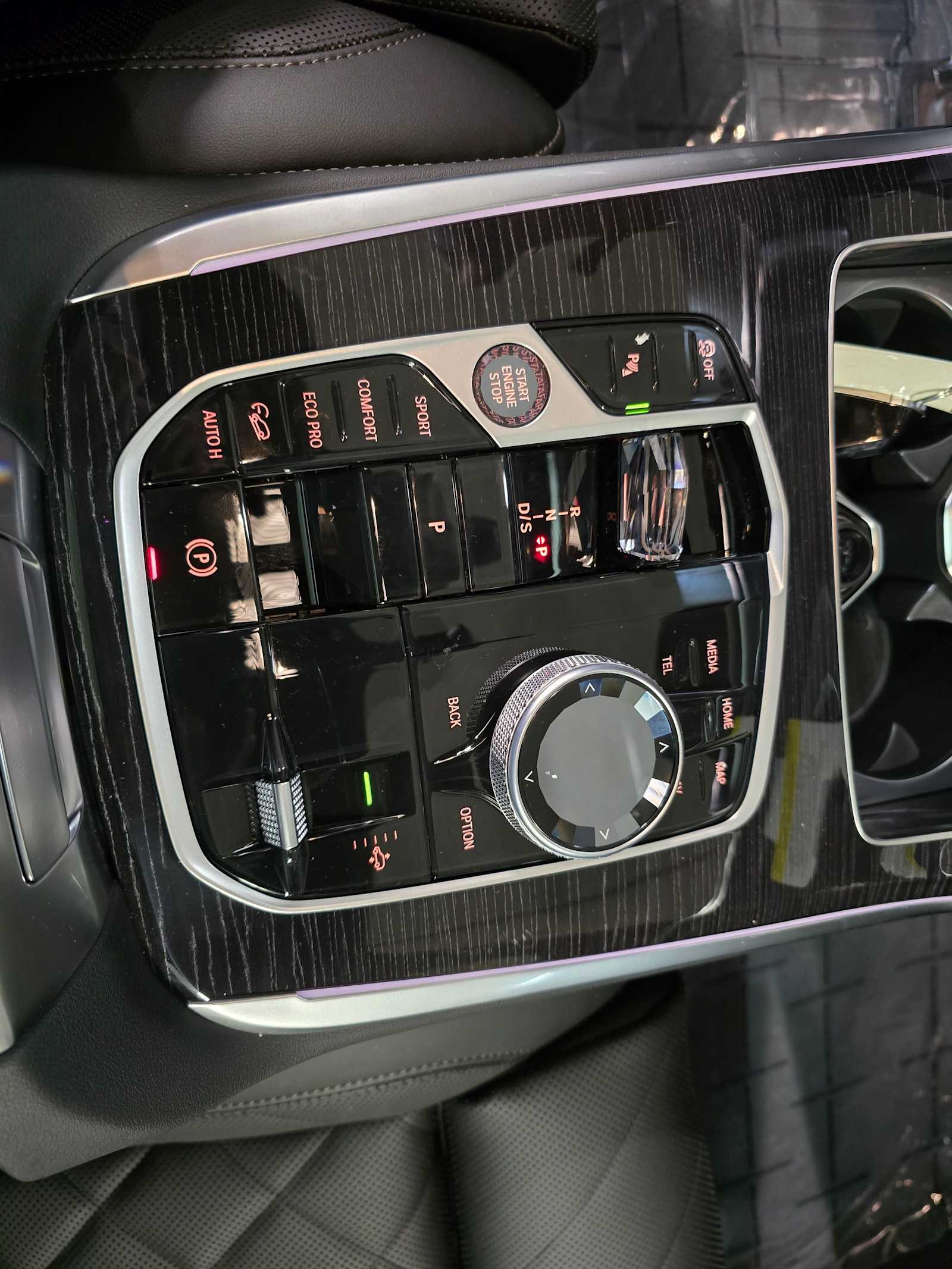 Thumbnail: 2026 BMW X7 - 22