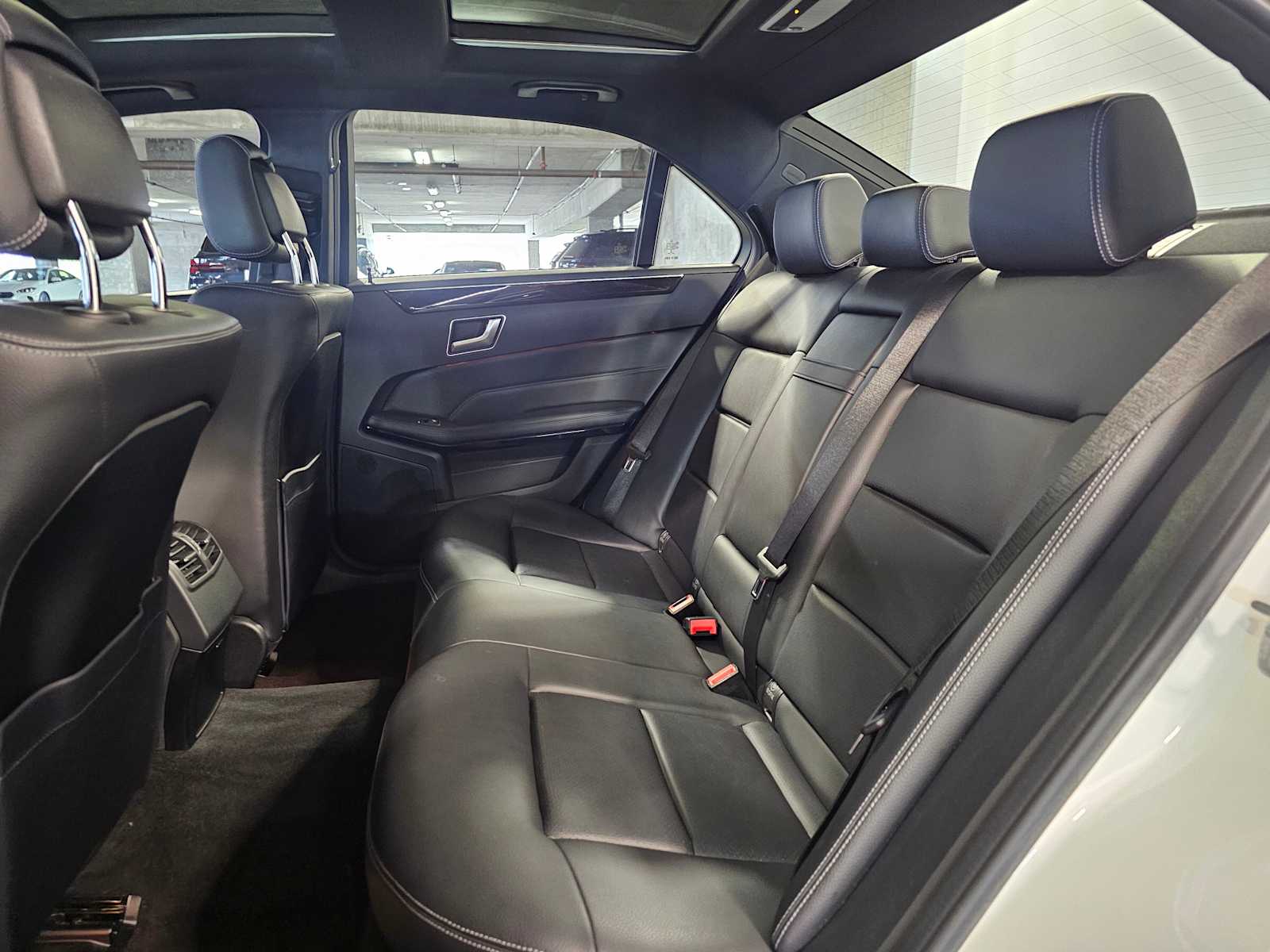 Thumbnail: 2014 Mercedes-Benz E-Class - 31