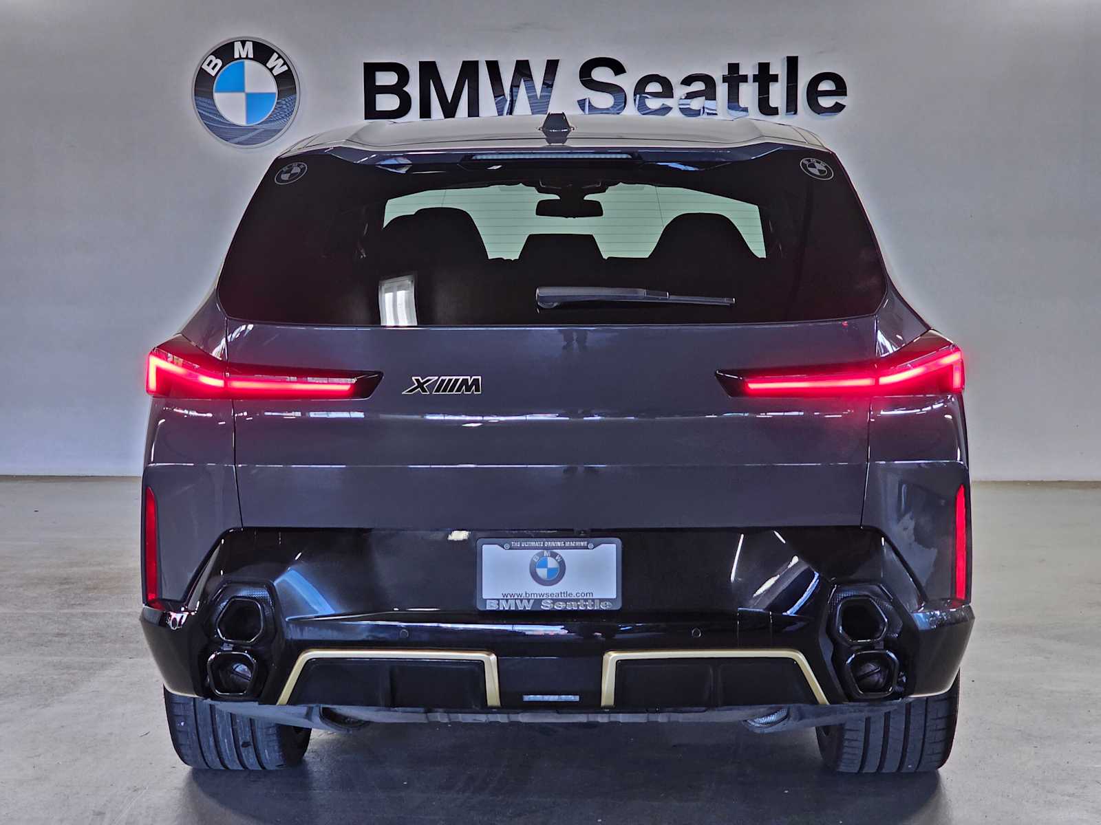 Thumbnail: 2023 BMW XM - 5