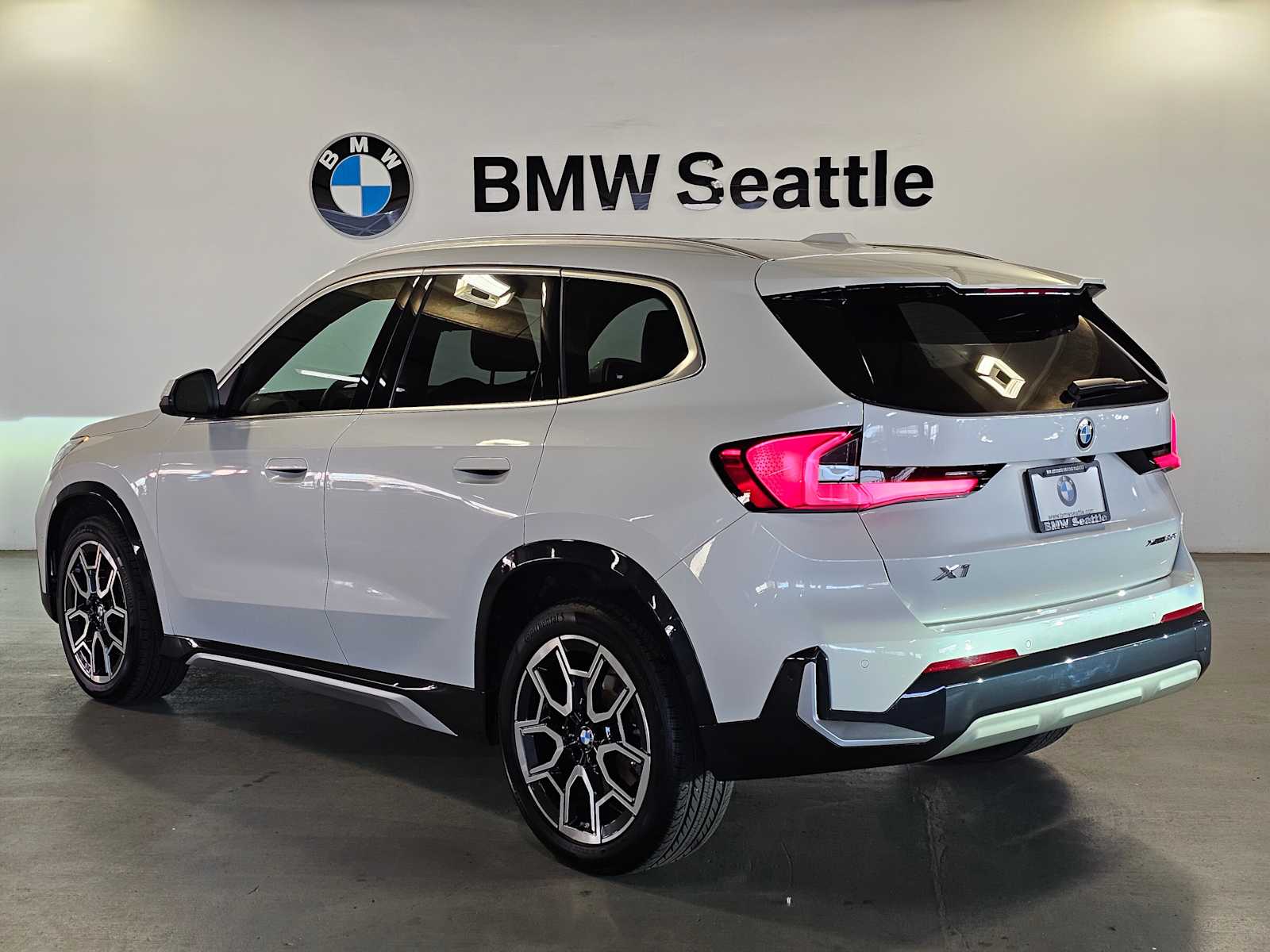 Thumbnail: 2025 BMW X1 - 4