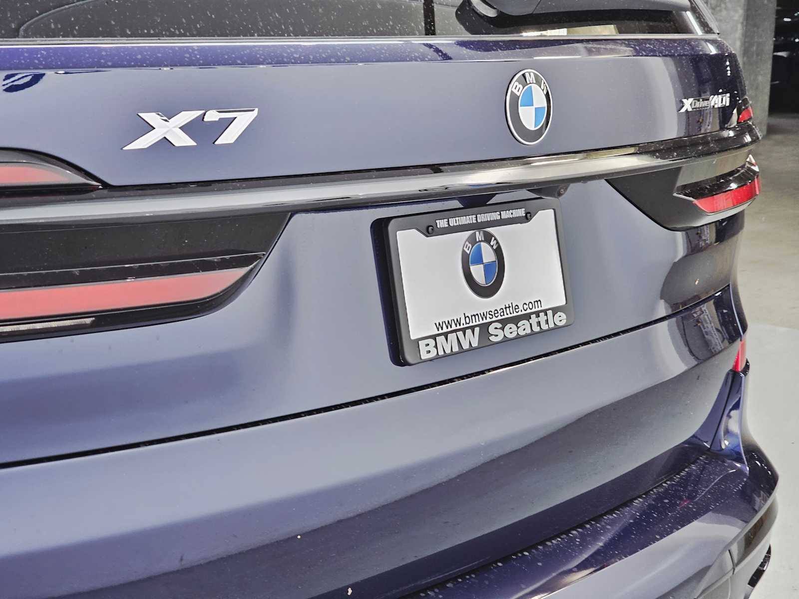 Thumbnail: 2026 BMW X7 - 7