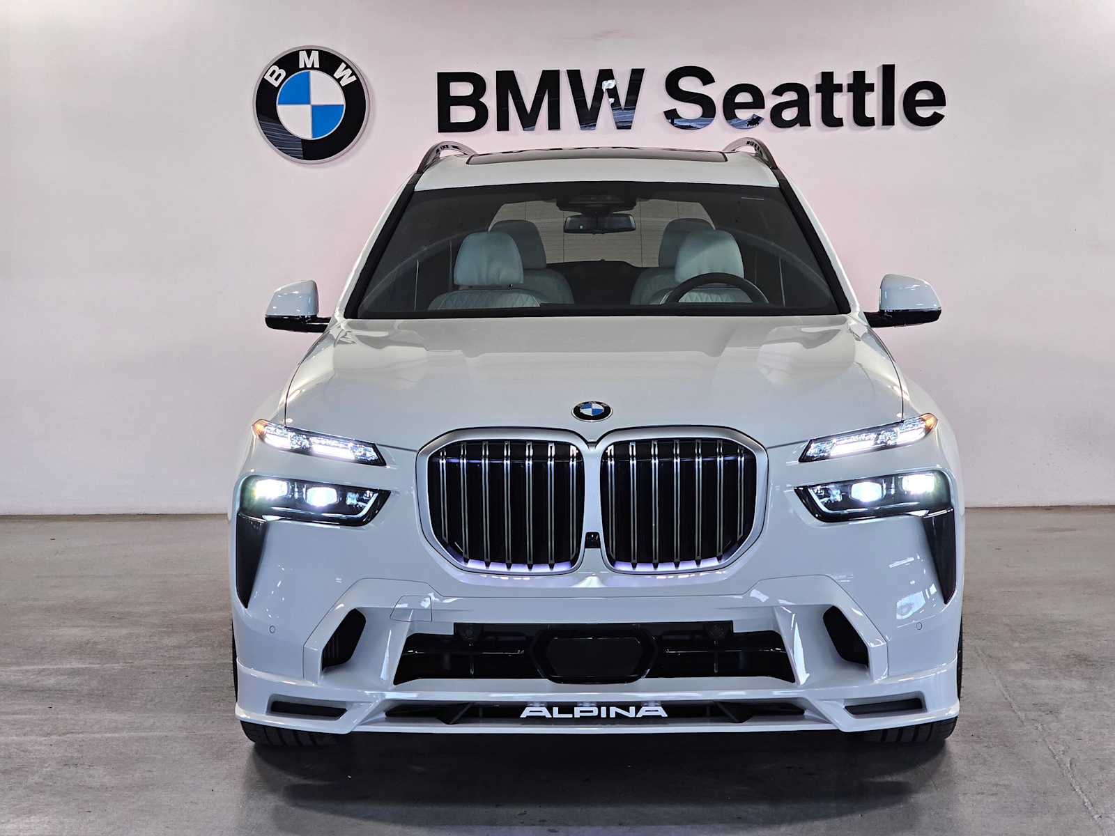 Thumbnail: 2026 BMW X7 - 6