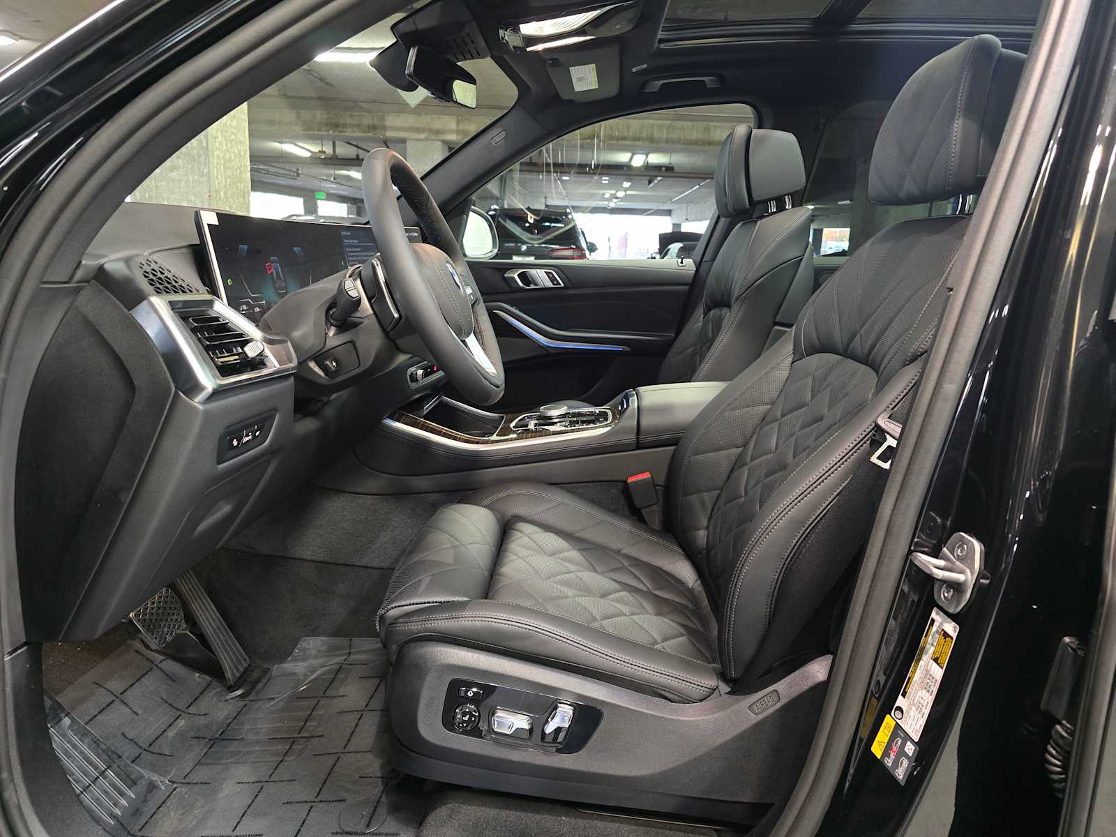 Thumbnail: 2026 BMW X5 - 26