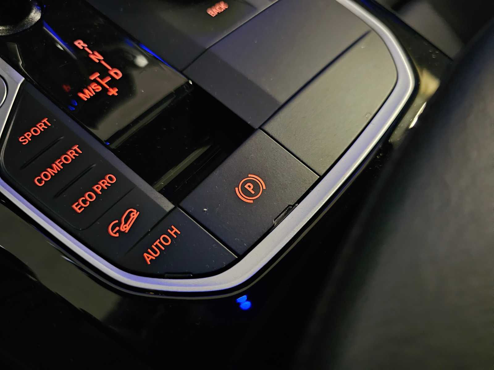 Thumbnail: 2023 BMW X4 - 22