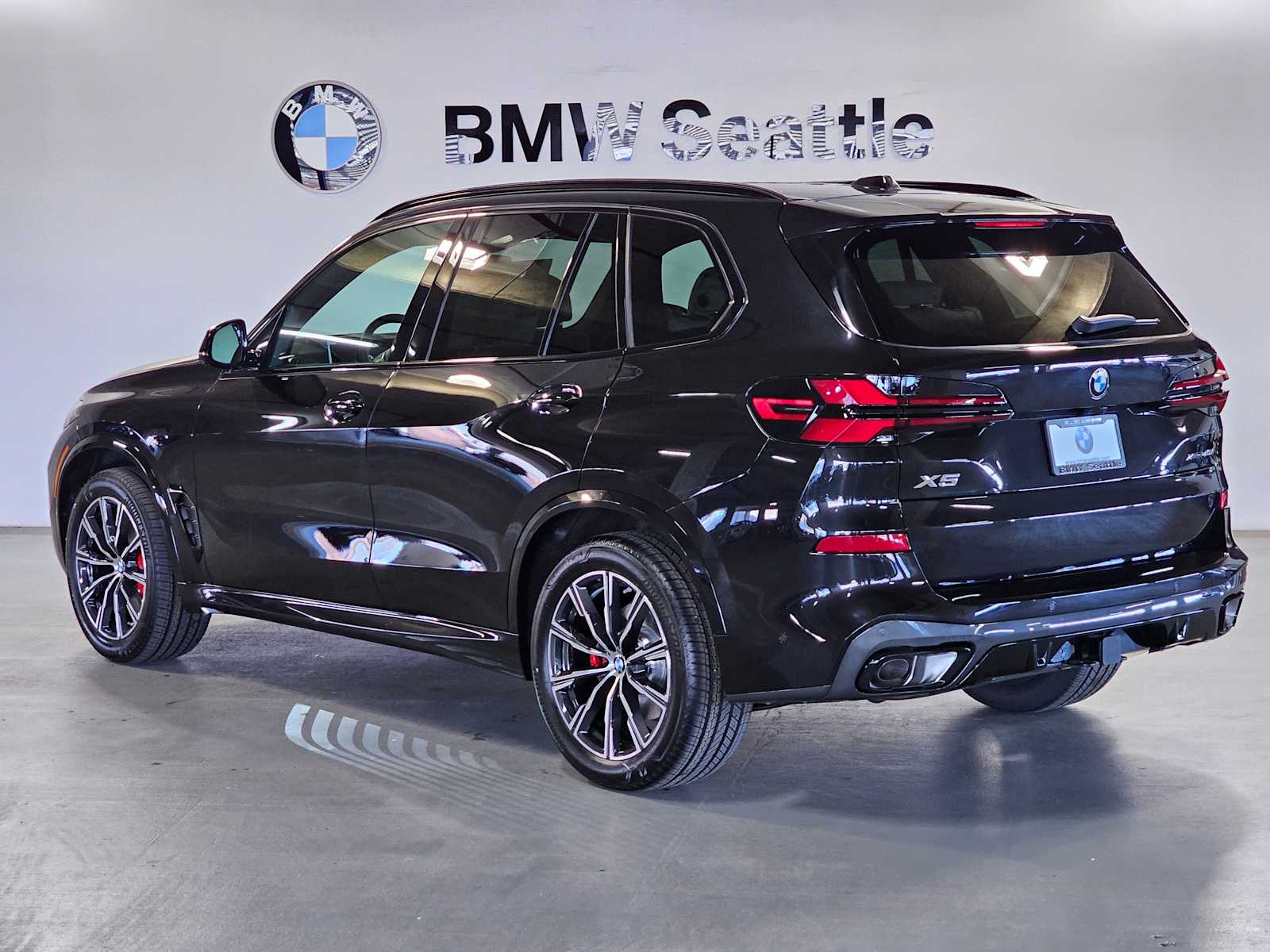 Thumbnail: 2026 BMW X5 - 4