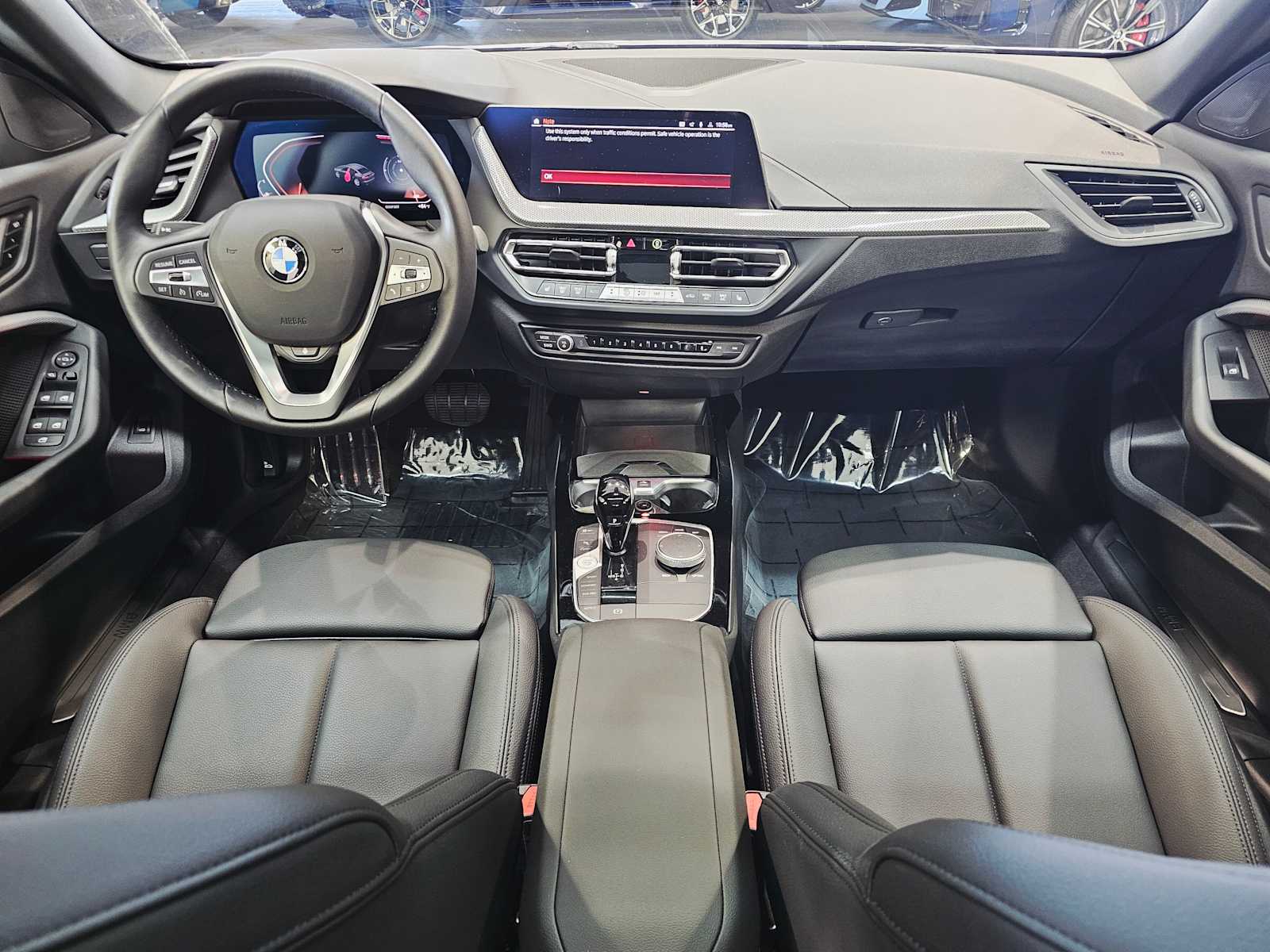 Thumbnail: 2024 BMW 2 Series - 10