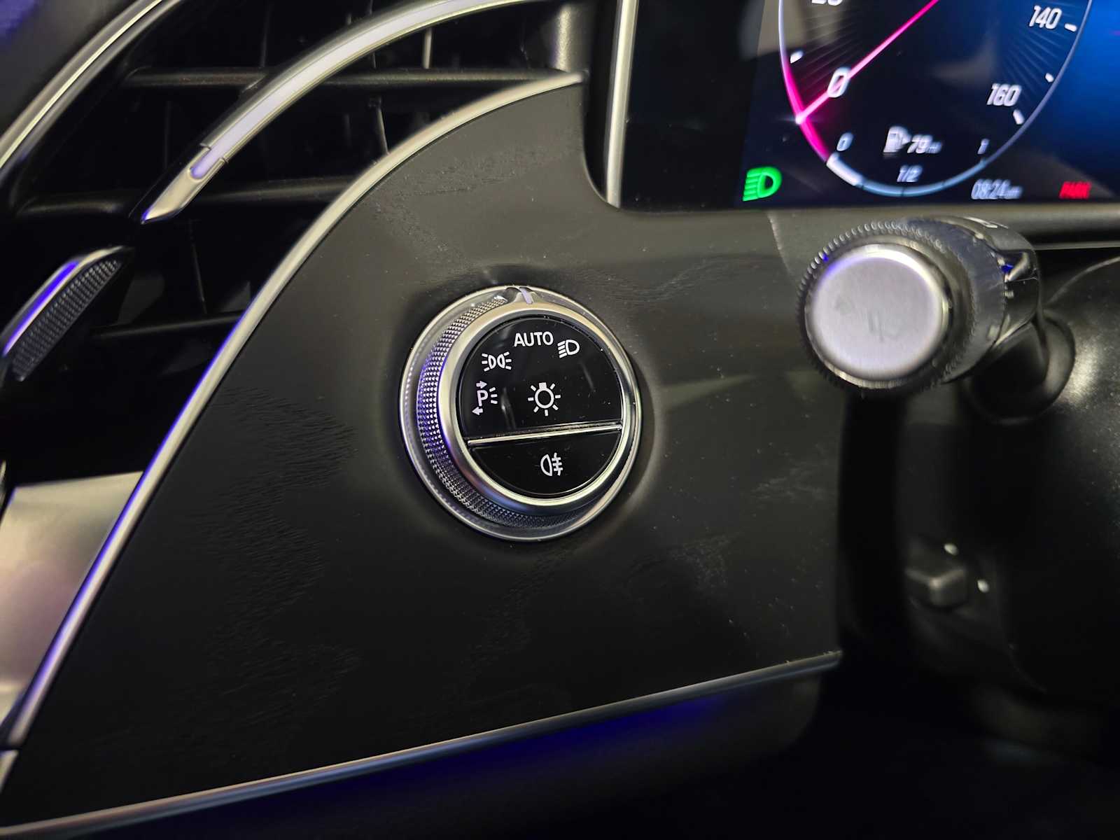 Thumbnail: 2024 Mercedes-Benz E-Class - 20