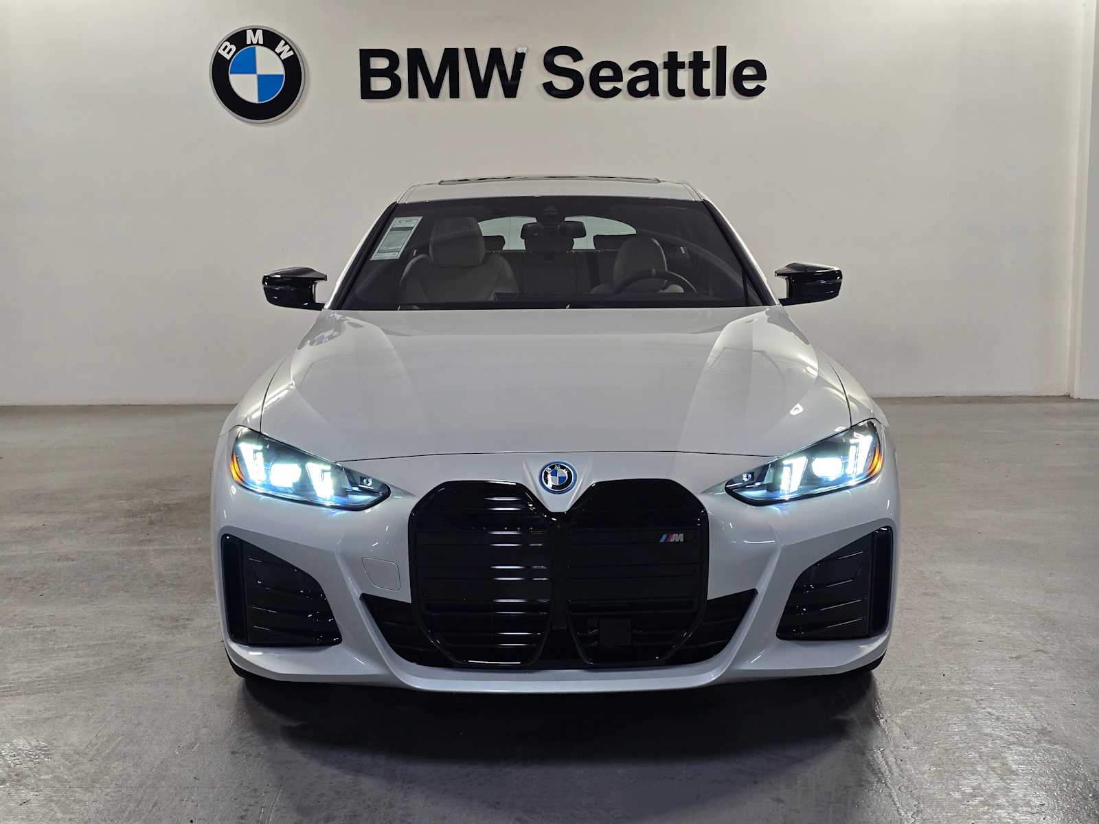 Thumbnail: 2025 BMW i4 - 6