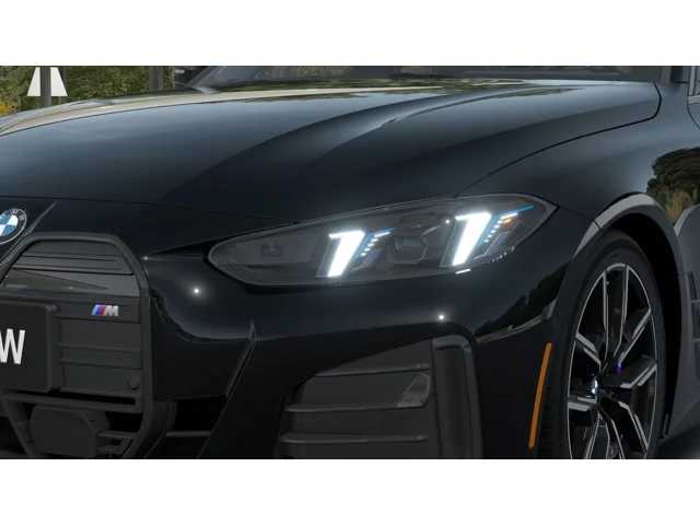 Thumbnail: 2026 BMW i4 - 6