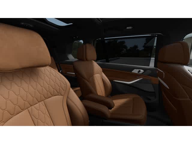 Thumbnail: 2026 BMW X7 - 12