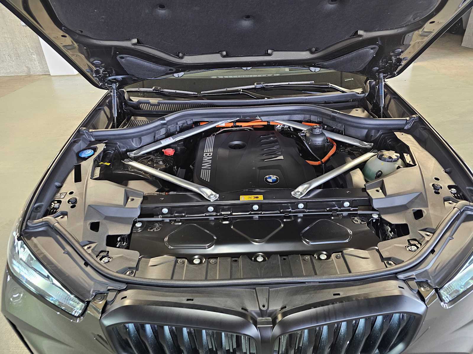 Thumbnail: 2026 BMW X5 - 9