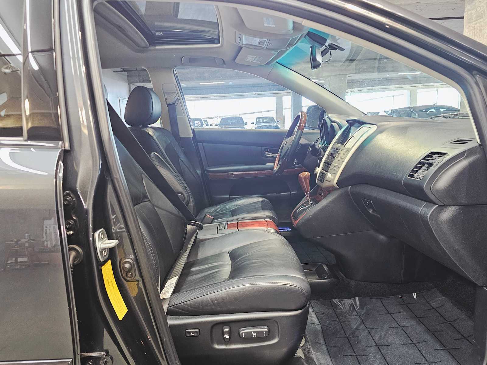 Thumbnail: 2008 Lexus RX - 27