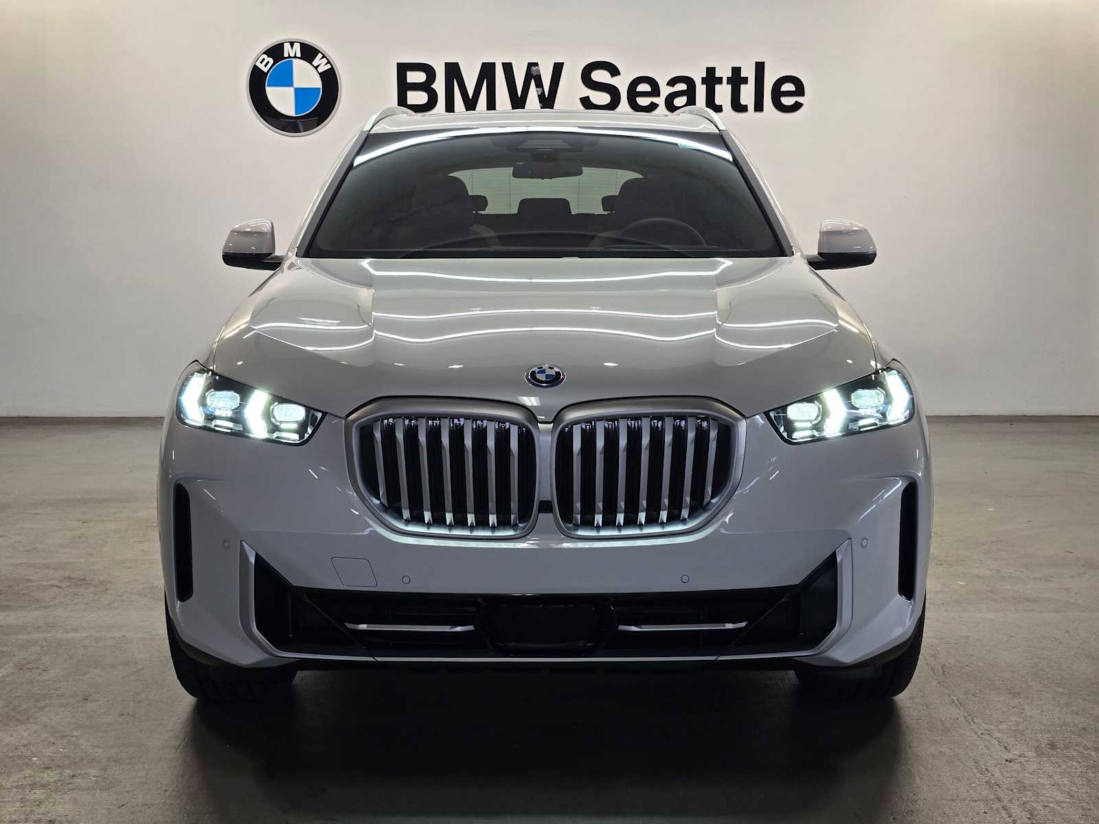 Thumbnail: 2026 BMW X5 - 6