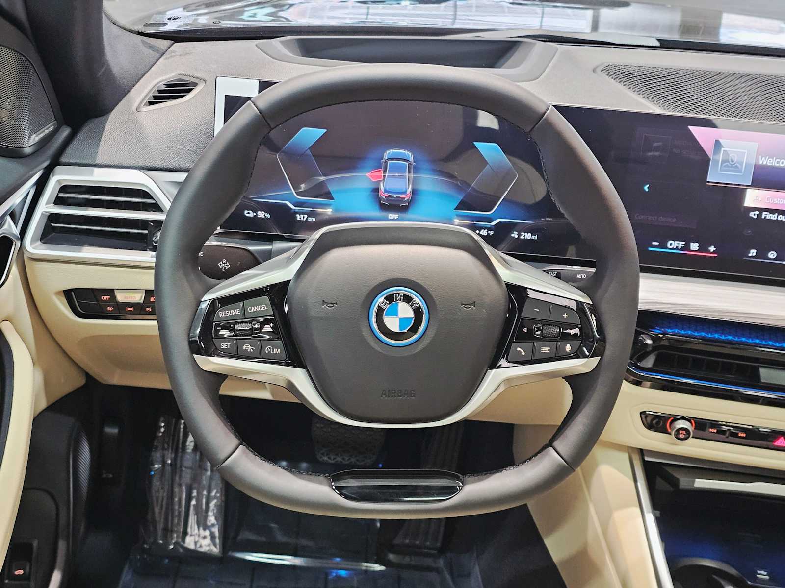 Thumbnail: 2025 BMW i4 - 11