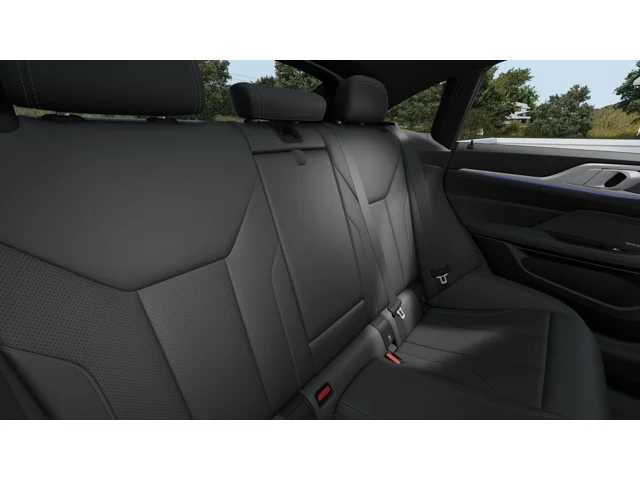 Thumbnail: 2026 BMW i4 - 12