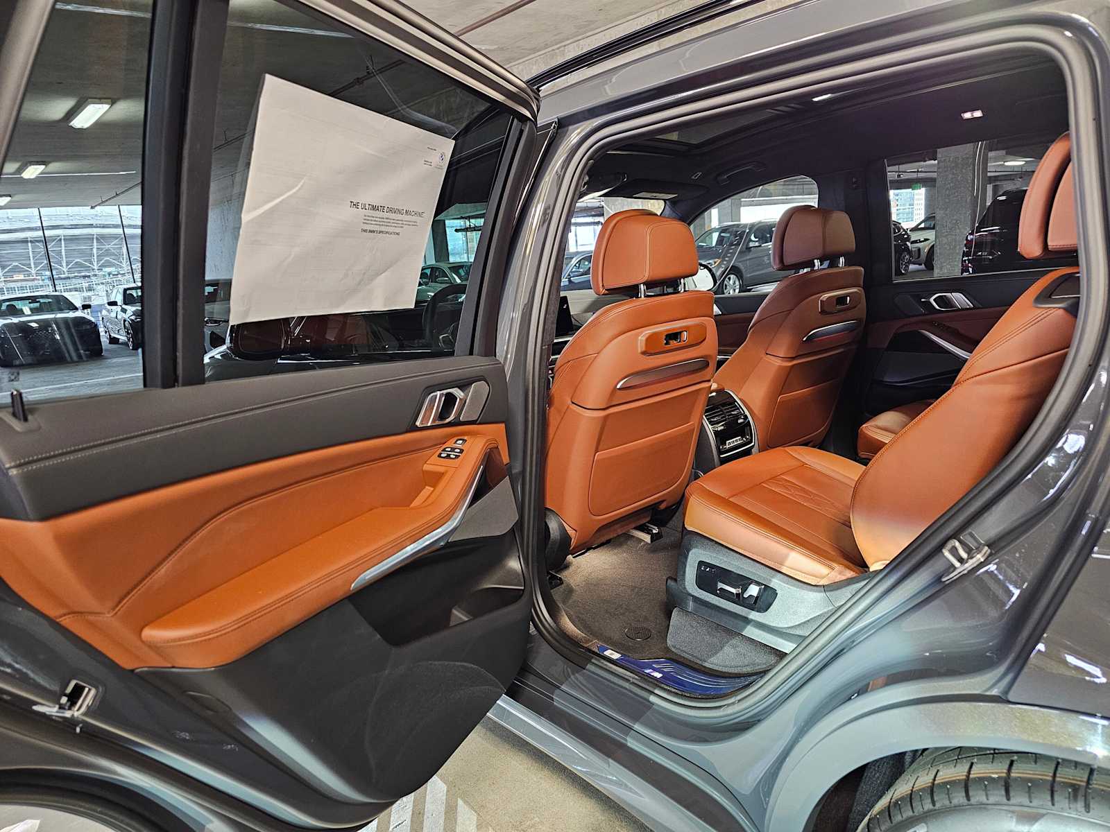 Thumbnail: 2026 BMW X7 - 35