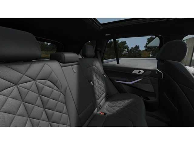 Thumbnail: 2026 BMW X5 - 12