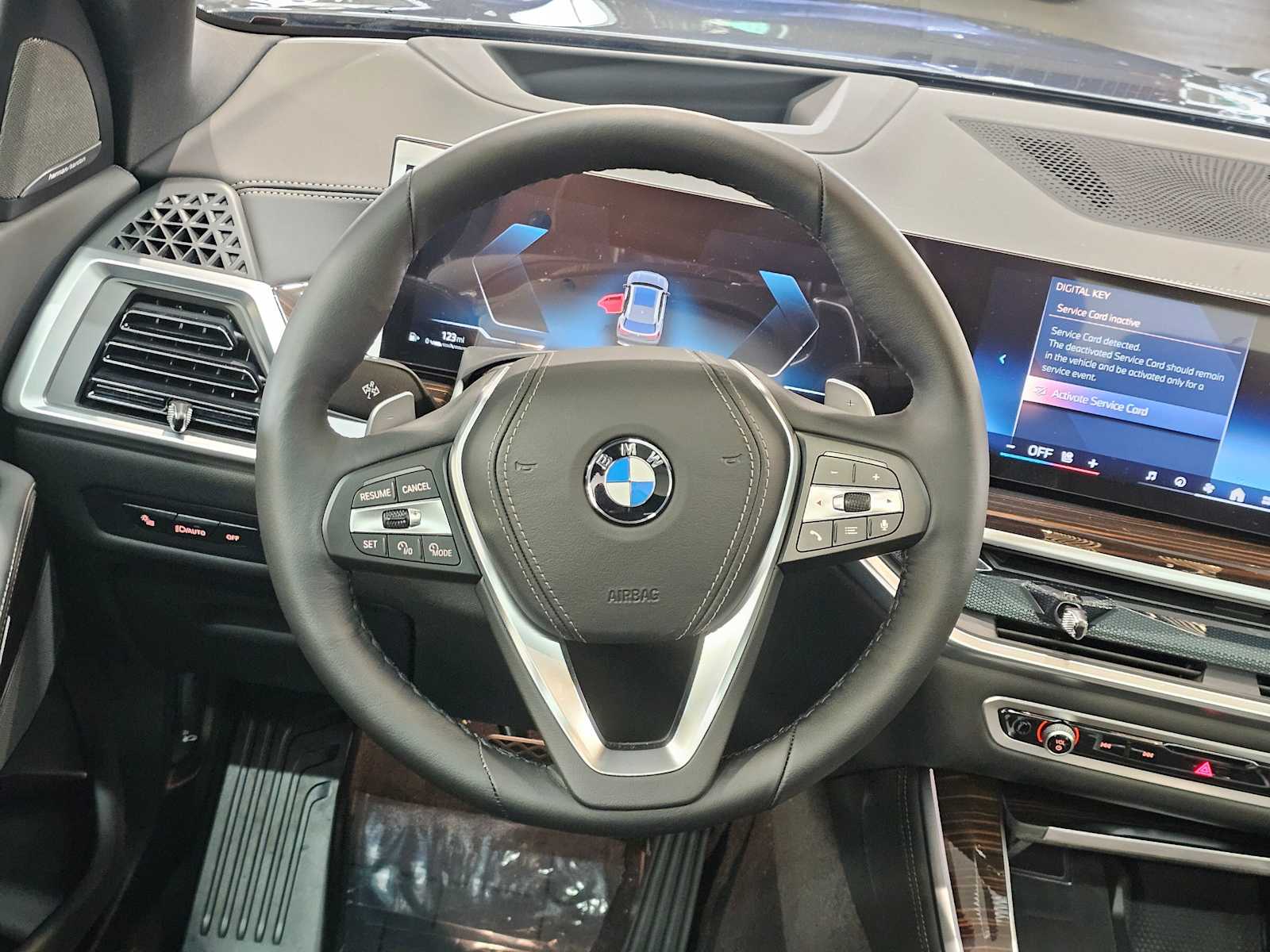 Thumbnail: 2026 BMW X5 - 11