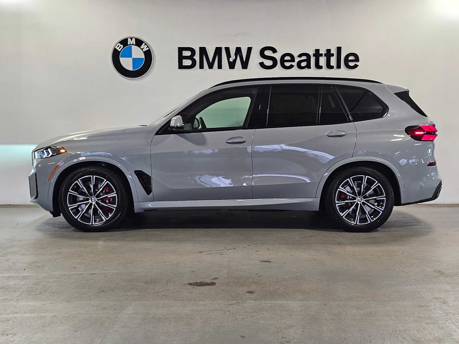 Thumbnail: 2026 BMW X5 - 3