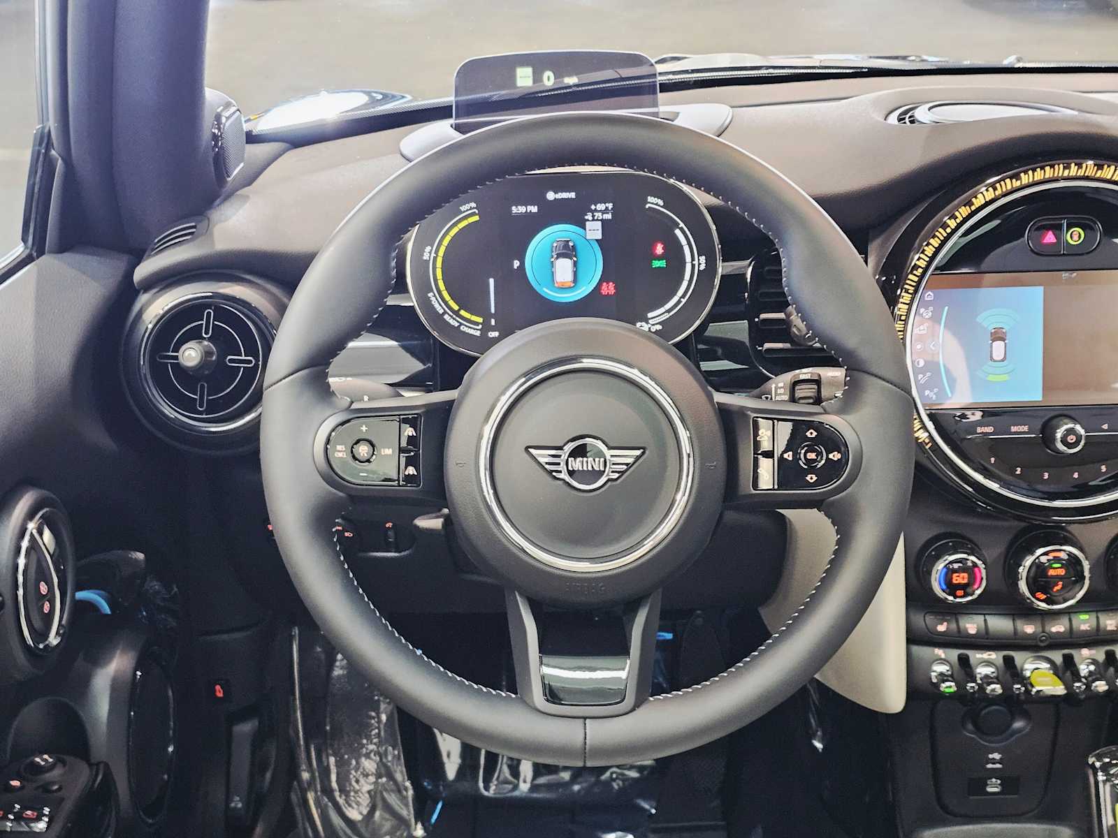 Thumbnail: 2024 MINI Cooper Hardtop - 11
