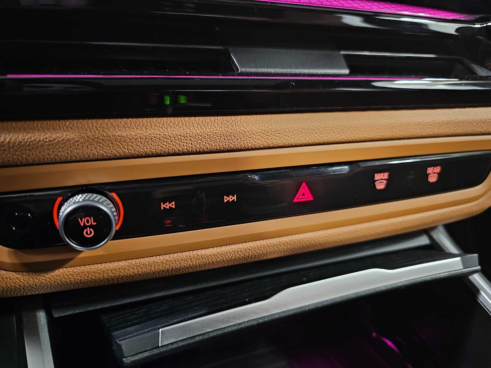 Thumbnail: 2025 BMW 3 Series - 17