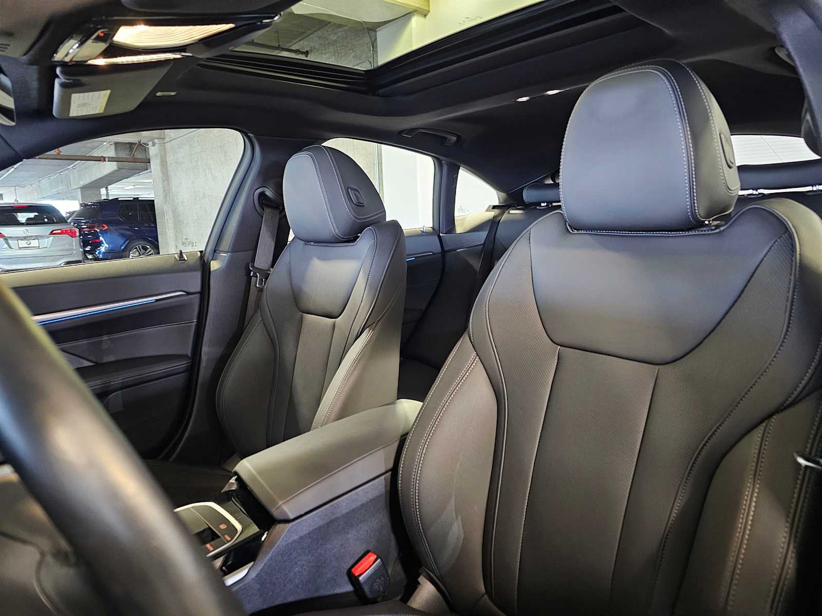 Thumbnail: 2023 BMW i4 - 33