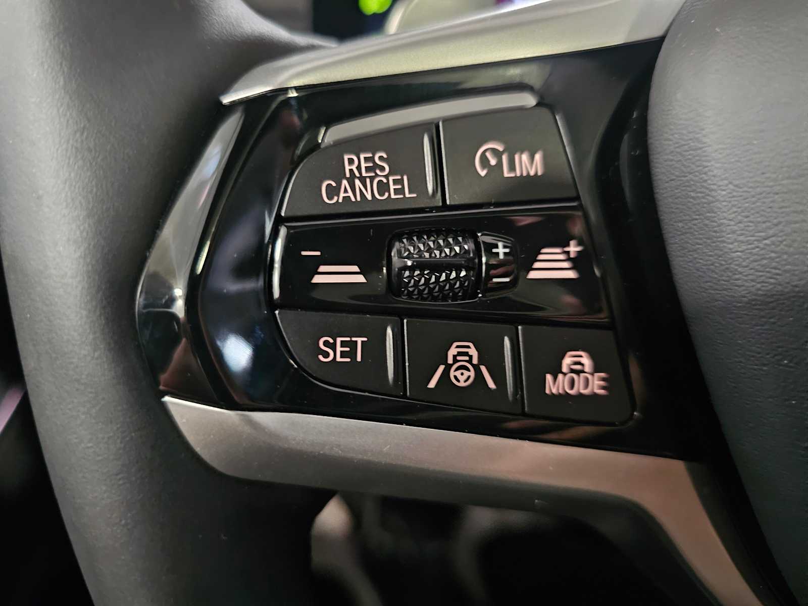 Thumbnail: 2025 BMW 3 Series - 20