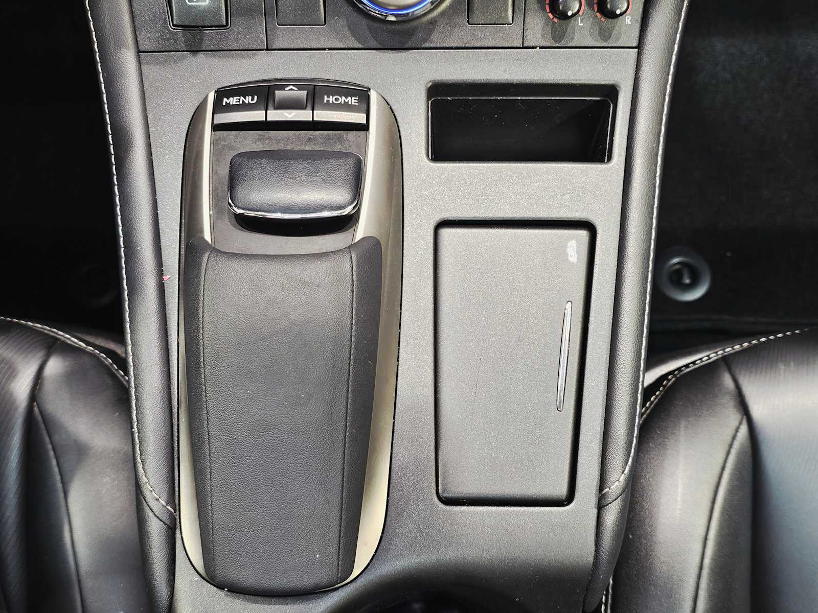 Thumbnail: 2014 Lexus CT - 18