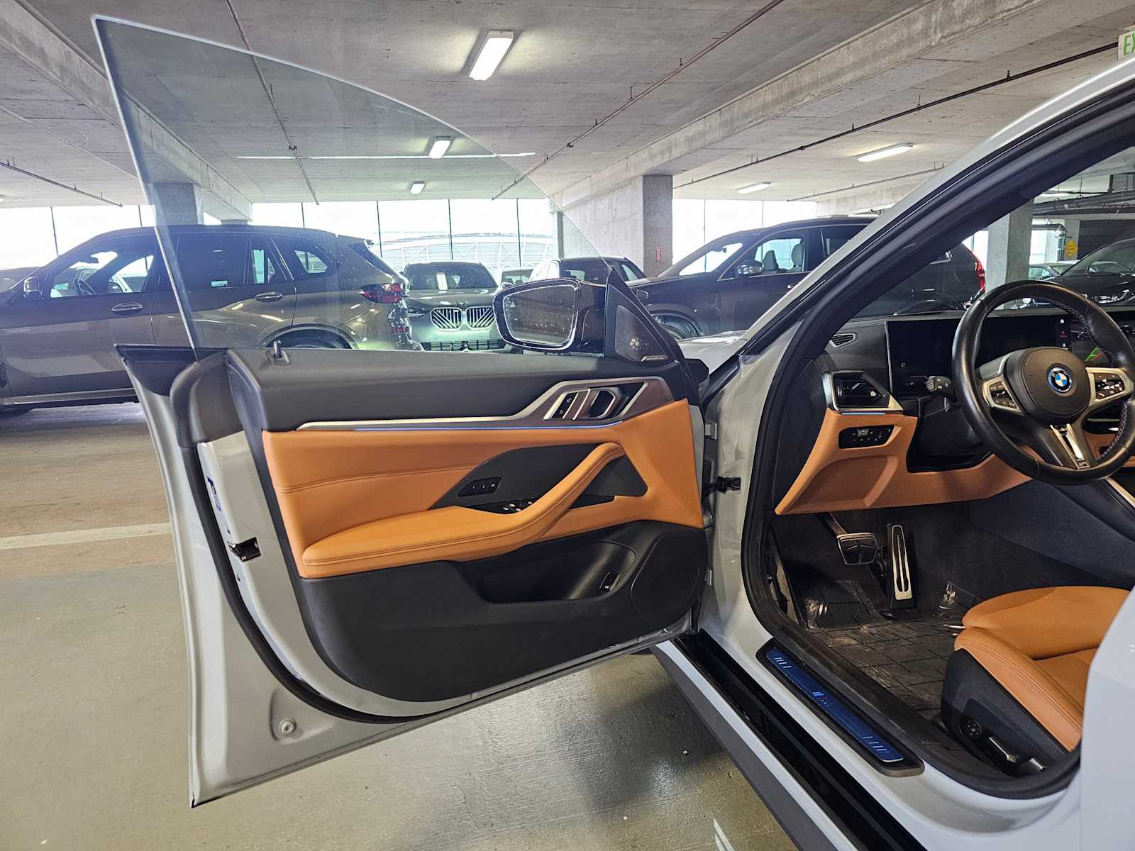 Thumbnail: 2023 BMW i4 - 28